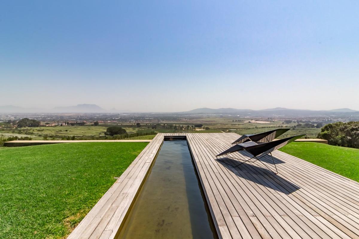 Villa Stellar Guest On Stunning Wine Farm Cape Town