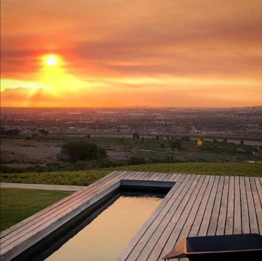 Villa Stellar Guest On Stunning Wine Farm Cape Town